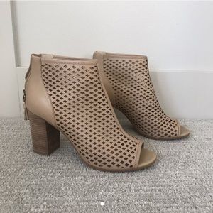 Open toe heeled booties